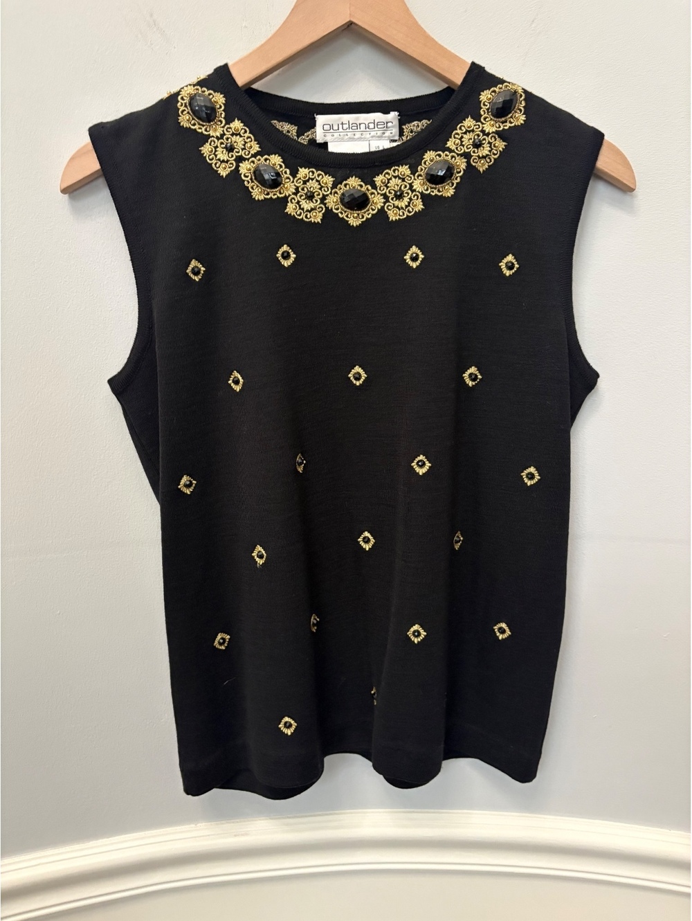 Vintage Outlander Collection Black Sleeveless Sweater Top Gold Embroidery L NWT